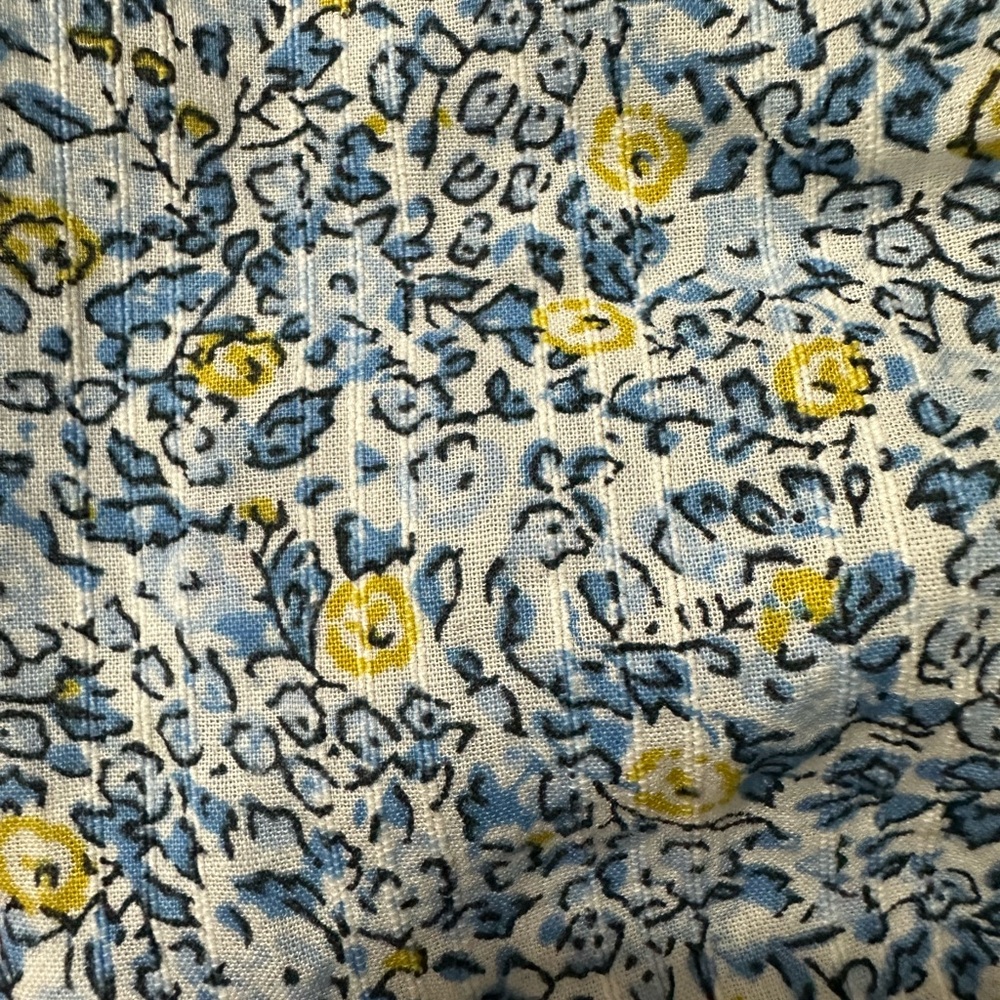 Universal Thread Light Blue Patterned Blouse - Picture 2 of 3